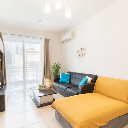 2 Bedroom In Central St Julians Prime Location In Paceville Apt 3 By Vaganza Saint Julian's Eksteriør bilde