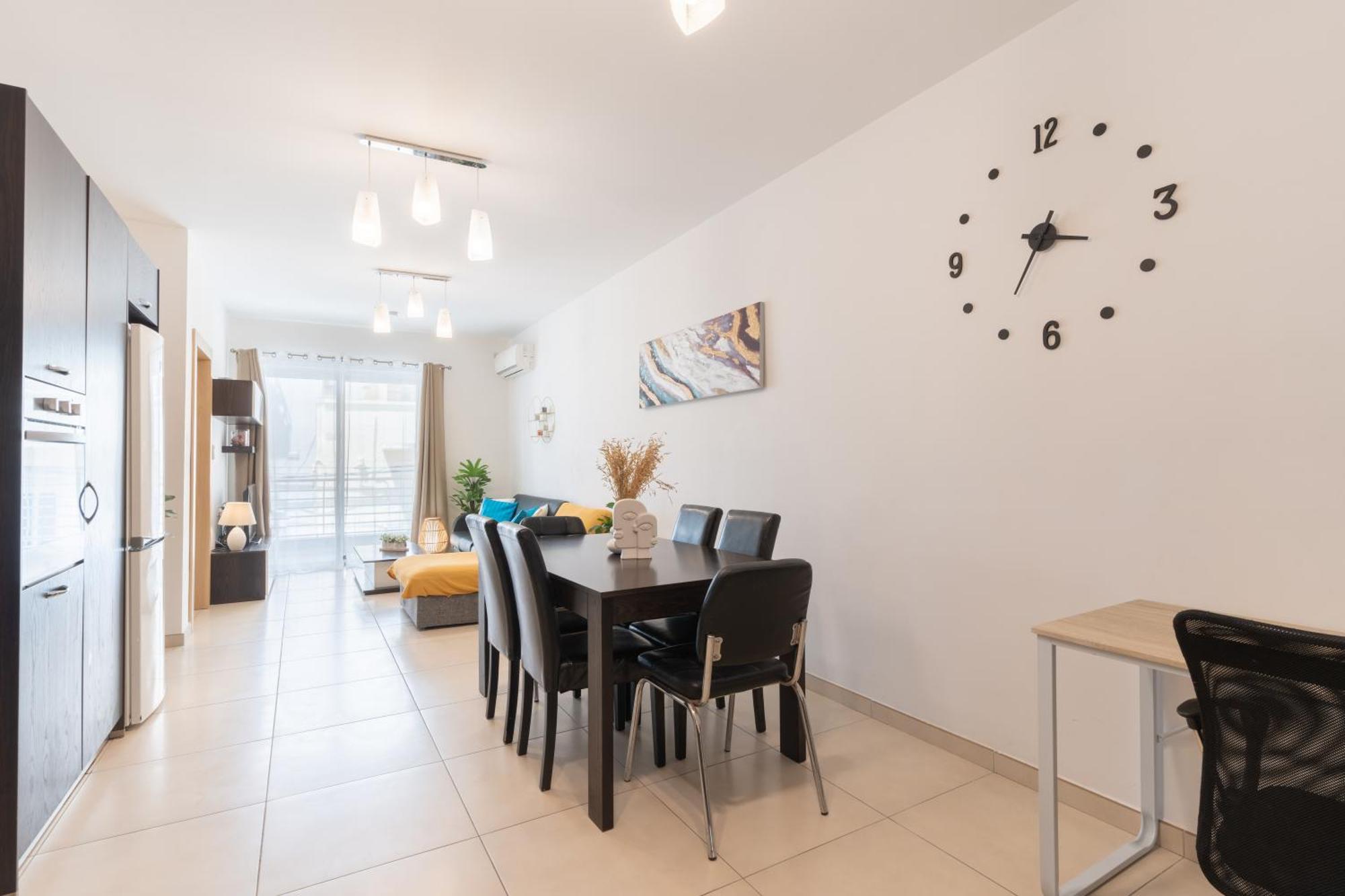 2 Bedroom In Central St Julians Prime Location In Paceville Apt 3 By Vaganza Saint Julian's Eksteriør bilde