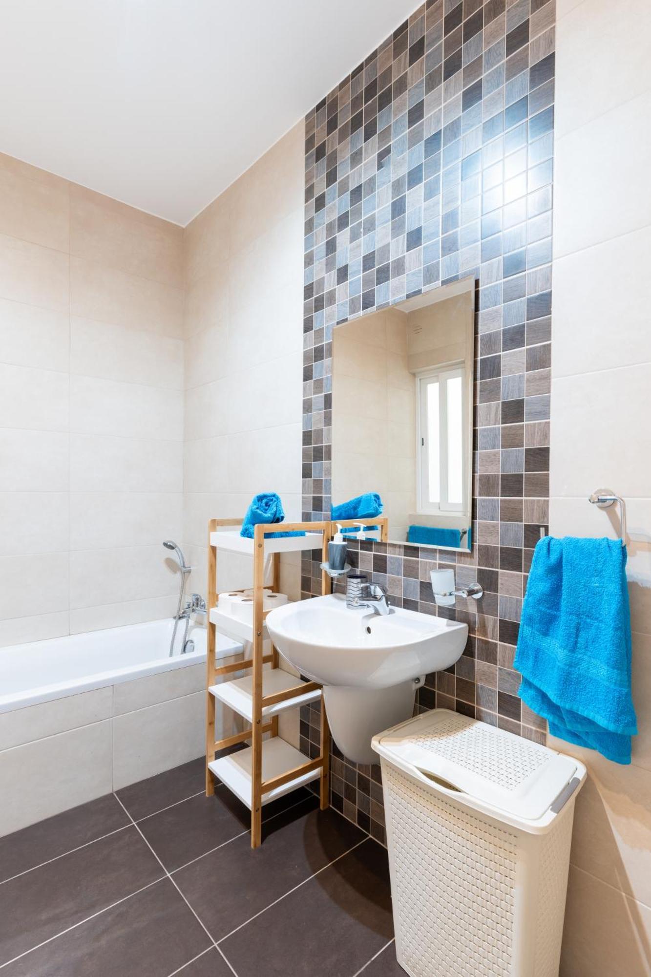 2 Bedroom In Central St Julians Prime Location In Paceville Apt 3 By Vaganza Saint Julian's Eksteriør bilde