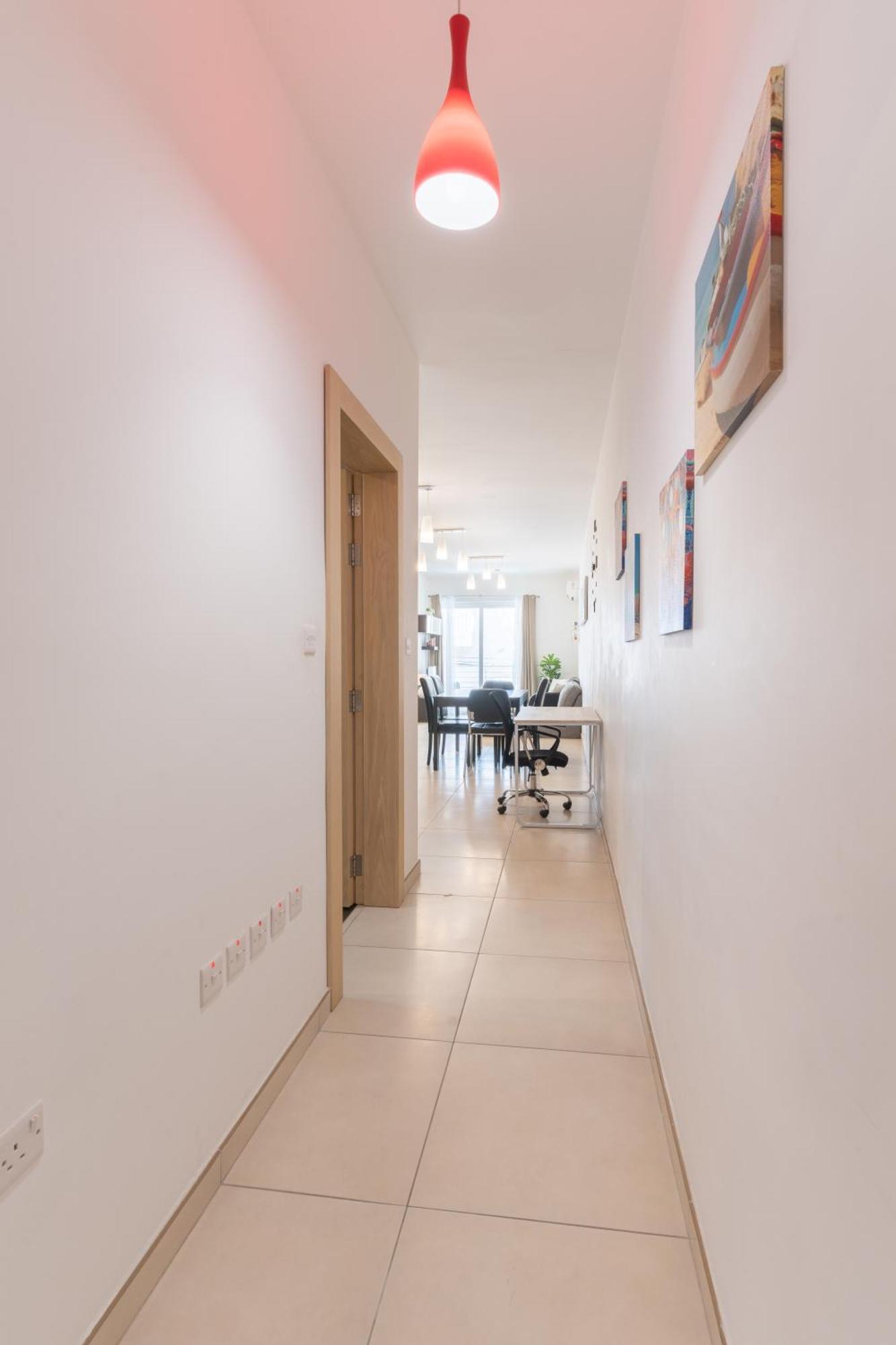 2 Bedroom In Central St Julians Prime Location In Paceville Apt 3 By Vaganza Saint Julian's Eksteriør bilde